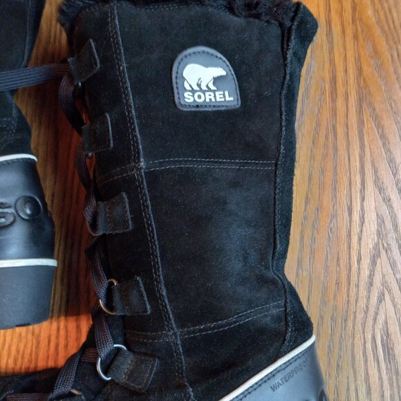 Sorel Joan of Arctic Women's Waterproof Black Suede Faux Fur-Lined Boot Size 9 - Picture 3 of 16